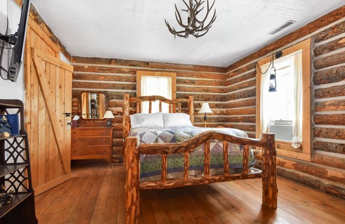 Huntsville Bed & Breakfast | Valley House Inn
