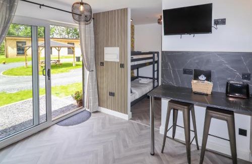 Graigfechan House | Valley Lodge 4 - North Wales Eco Lodges