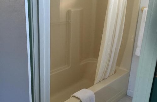 Harmarville Hotel | Valley Motel Pittsburgh