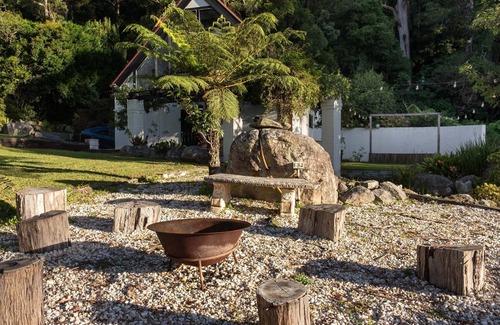 Beaumont House | Valley View Studio, Kangaroo Valley