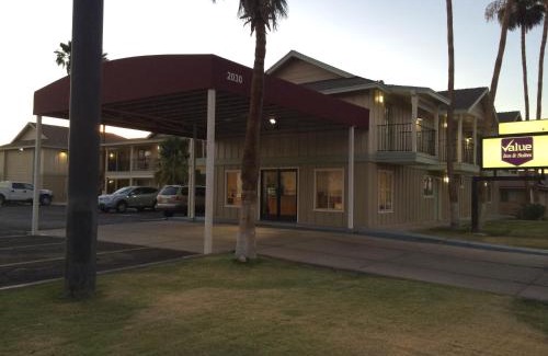 El Centro Hotel | Value Inn & Suites