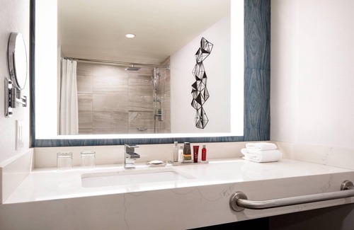 Richmond City Centre Hotel | Vancouver Airport Marriott
