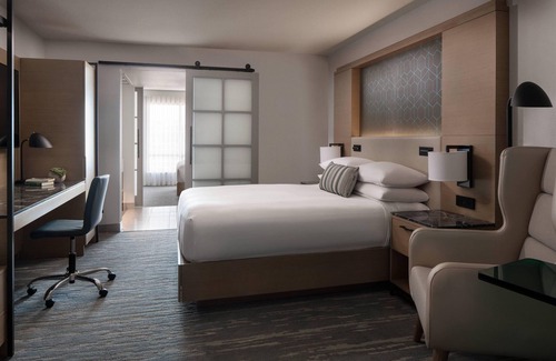 Richmond City Centre Hotel | Vancouver Airport Marriott