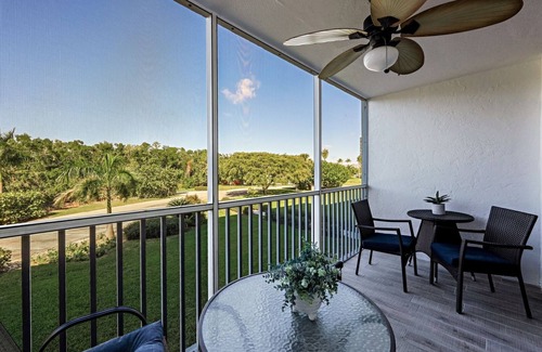 Vanderbilt Beach Condo | Vanderbilt Towers at Vanderbilt Beach- Bayside