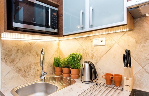 Wesoła Zachod Apartment | Vanilla 3, 4bdr 2bth apartment 5min to Krakow's Main Square