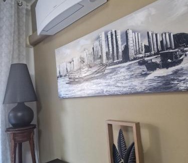 Downtown Apartment | VARESE PRIME - Large independent Apartment, Air conditioning, 2 Bathrooms, 2 free covered Parking spaces, NO restricted traffic zone, Train Station 100m, Theatre 150m, Historic City Centre