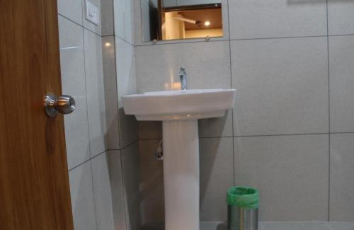 Stuart Hill Hotel | Vasathi