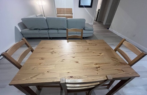 Loretteville Apartment | Vaste 3.5, haut plafond rénové !