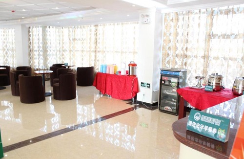 Luyang Qu Hotel | Vatica Hefei Silihe Road wen One hundred street Hotel