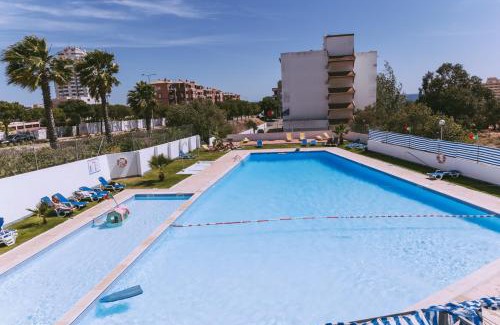 Portimao Apartment | Vaumar Pool & Beach Apartment (500m beach)