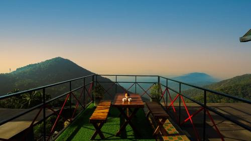 Kedavur Resort | Vayalada View Point Resort