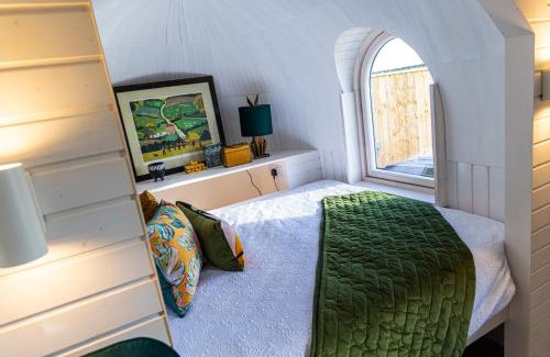 Arnold House | Veiko - Mayflower Meadow