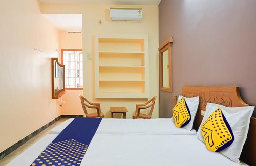 Palani Hotel | VEL VEL GUEST HOUSE
