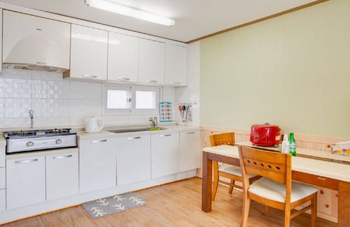 Taean Condo | Vellise Pension