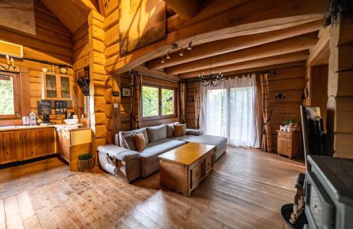 Csucshegy House | Vendégház a hegyen