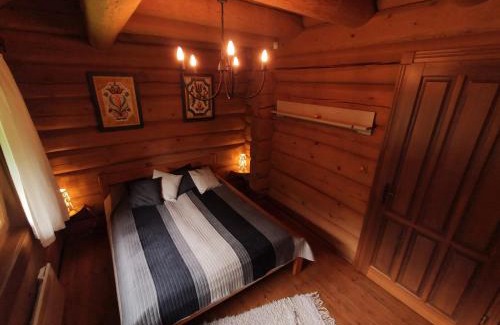 Csucshegy House | Vendégház a hegyen