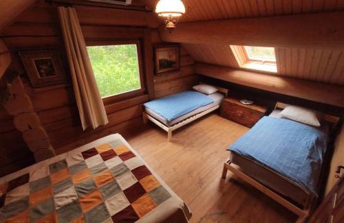 Csucshegy House | Vendégház a hegyen