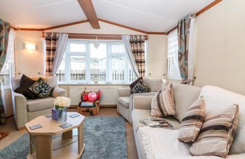 Jedburgh House | Vendee 101 Main