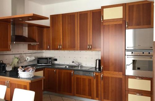 Sarnico Apartment | Veneto Civico 17