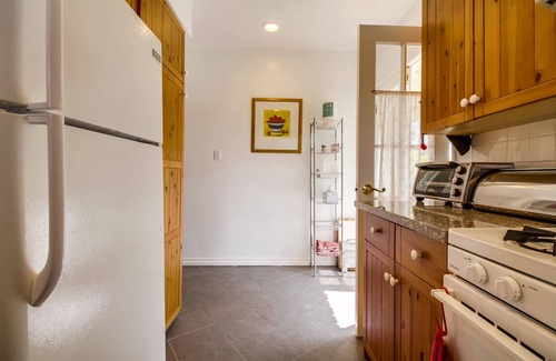 Venice House | Venice 2bedroom front house - Best In Comfort, Location And Price