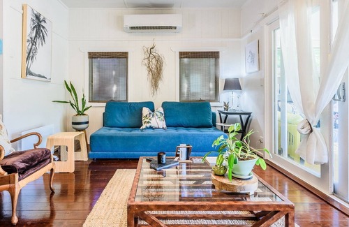 Pretty Beach Central Coast House | Venice Cottage - Pet Friendly