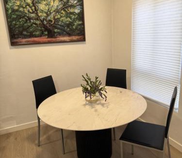 Downtown Los Angeles Apartment | Venice studio apartment Koreatown