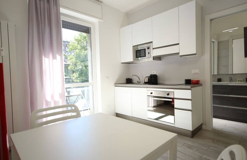 Fiera Apartment | Veniero Apartment A (sx)
