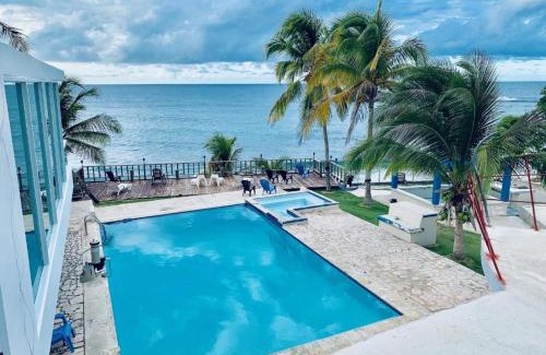 Jarealito Apartment | Ventana Va202 at Arecibo 681 Arecibo Ocean Drive