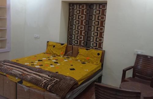 Mathura House | VENU NAAD BHAWAN Yatri Niwas