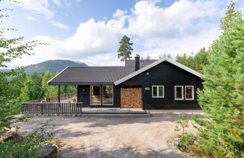 Vradal House | Verhøf Hytte - 9p - With Sauna & Hot Tub