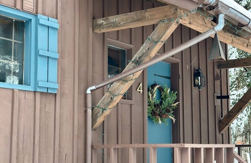 West Dover Ski Chalet | Vermont outdoor getaway near Wilmington and beautiful Mt. Snow.