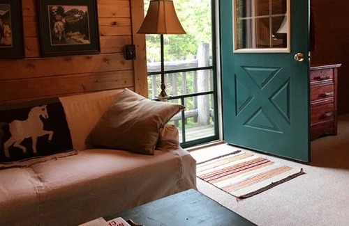 Warren Cabin | Vermont Serenity with a Mountain View