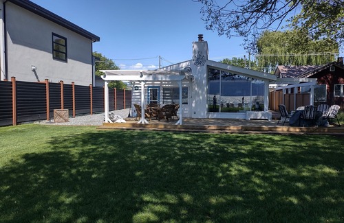 Vernon House | Vernon Sandy Beachfront Home !
