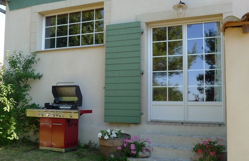 Verzeille Cottage | Very beautiful countryside, close to town, table tennis, table soccer, ponies, swimming pool in the village.