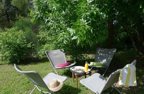 Verzeille Cottage | Very beautiful countryside, close to town, table tennis, table soccer, ponies, swimming pool in the village.