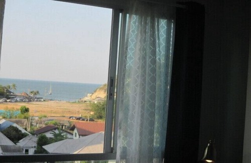 Khao Takiab Apartment | Very beautiful new studio 400m from a huge beach.