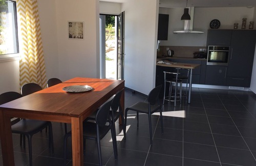 Carantec Villa | Very beautiful new * villa located 2 minutes walk from the sea and 5 minutes from shops