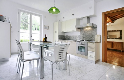 San Martino in Freddana Villa | Very beautiful Villa/Private Swimming Pool/PrivateGarden/Jacuzzi