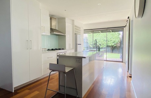 Ascot Vale House | Very comfortable house only 5klms from City centre