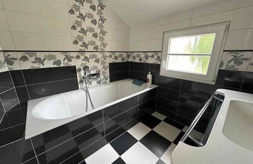 Sucy-en-Brie Villa | Very nice family home