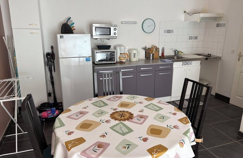 Eugenie-les-Bains Apartment | Very nice T2 ground floor with bay window in a quiet area not overlooked