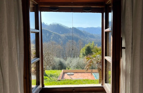 Coreglia Antelminelli Villa | Very private 3 bedroom villa, private 15m pool, large garden, lovely views.