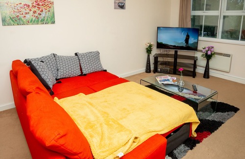 Fenny Stratford Apartment | Very stylish and spacious apartment!