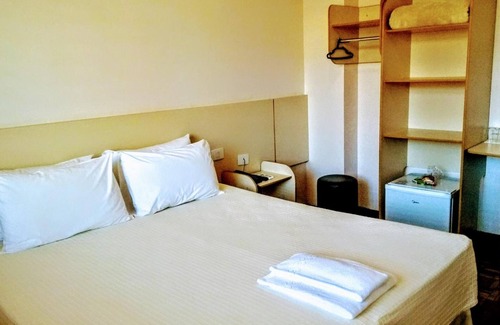 Telemaco Borba Hotel | Vespasiano Hotel