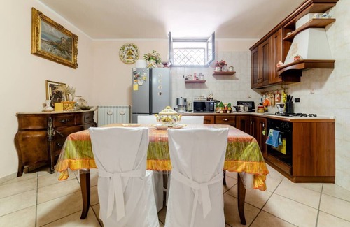 San Giorgio a Cremano House | Vesuvium garden b&b