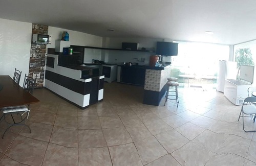 Novo Horizonte House | VI FARM TYPE HOUSE AT Juiz de Fora AIRPORT - inside the city