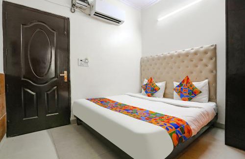 Lajpat Nagar Hotel | Via The Lazeez