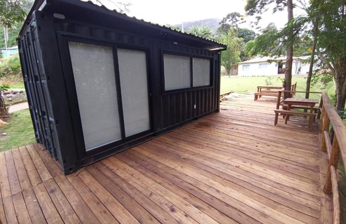 Caparao National Park Cabin | Vibe Container CAPARAÓ AMARELO