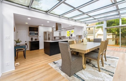 Elmhurst House | Vibey 3BR w/Tons of Light | LCP Collection