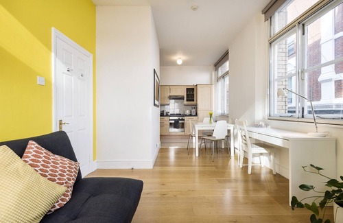 Shoreditch Apartment | VIBRANT APARTMENT - HEART OF SHOREDITCH